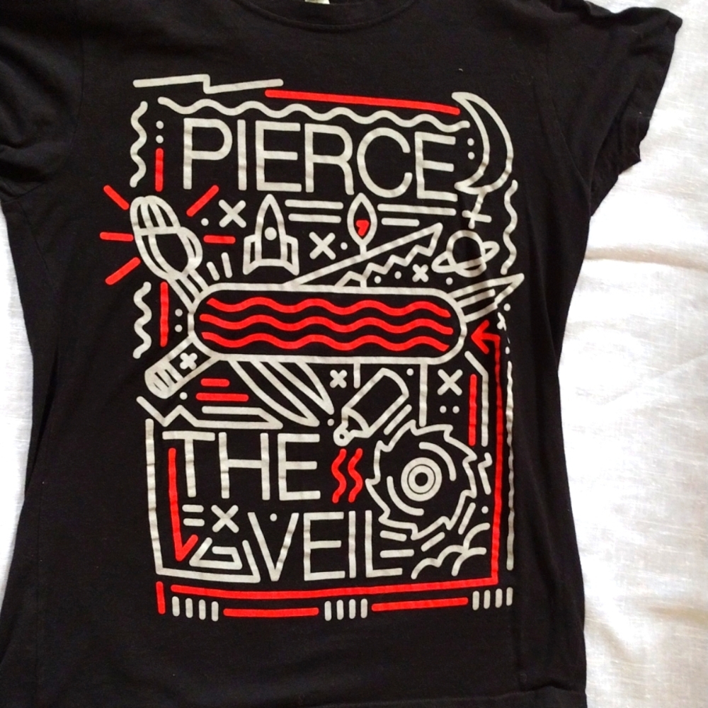 Women's Pre-shrunk Pierce The Veil t-shirt
